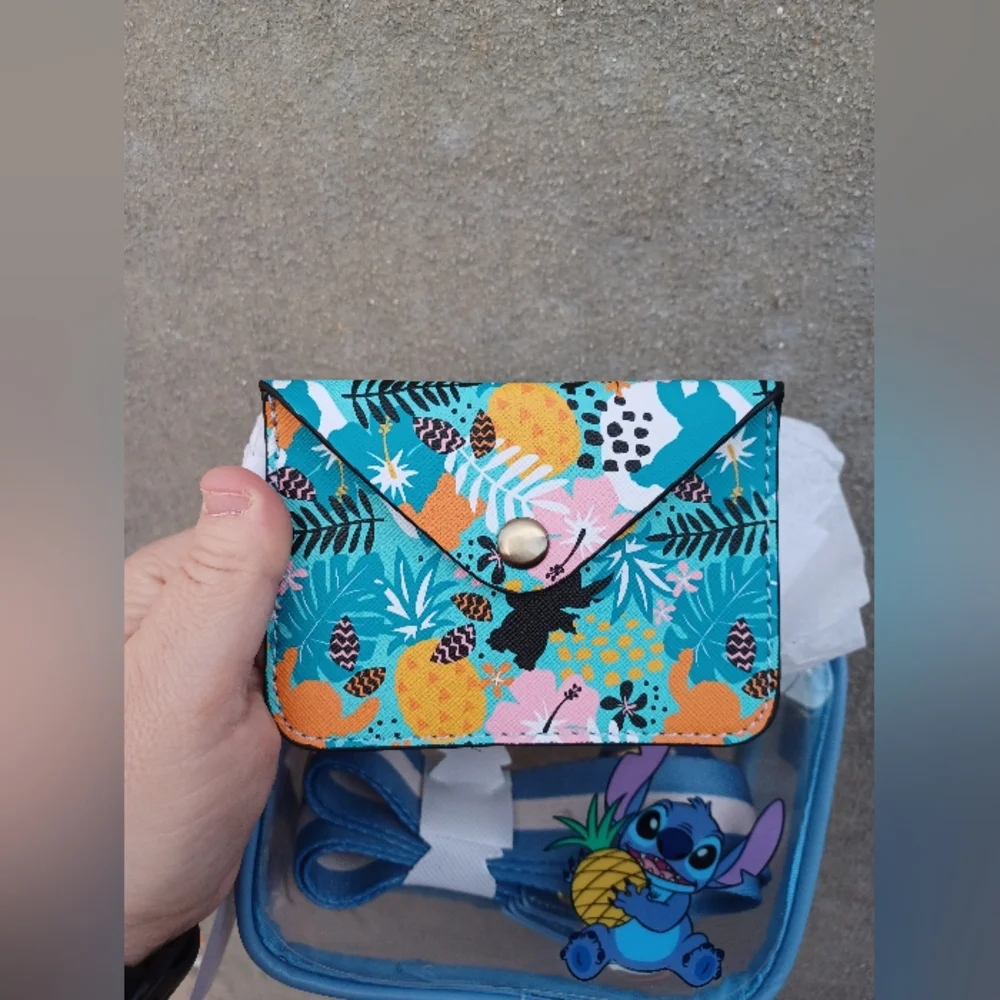 Disney Stitch Clear Crossbody Bag With Cardholder - Picture 7 of 8